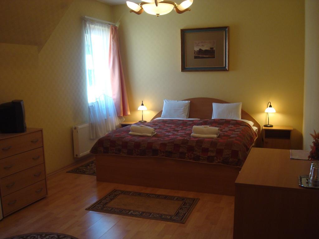 Hotel Arany Trofea Έγκερ Εξωτερικό φωτογραφία