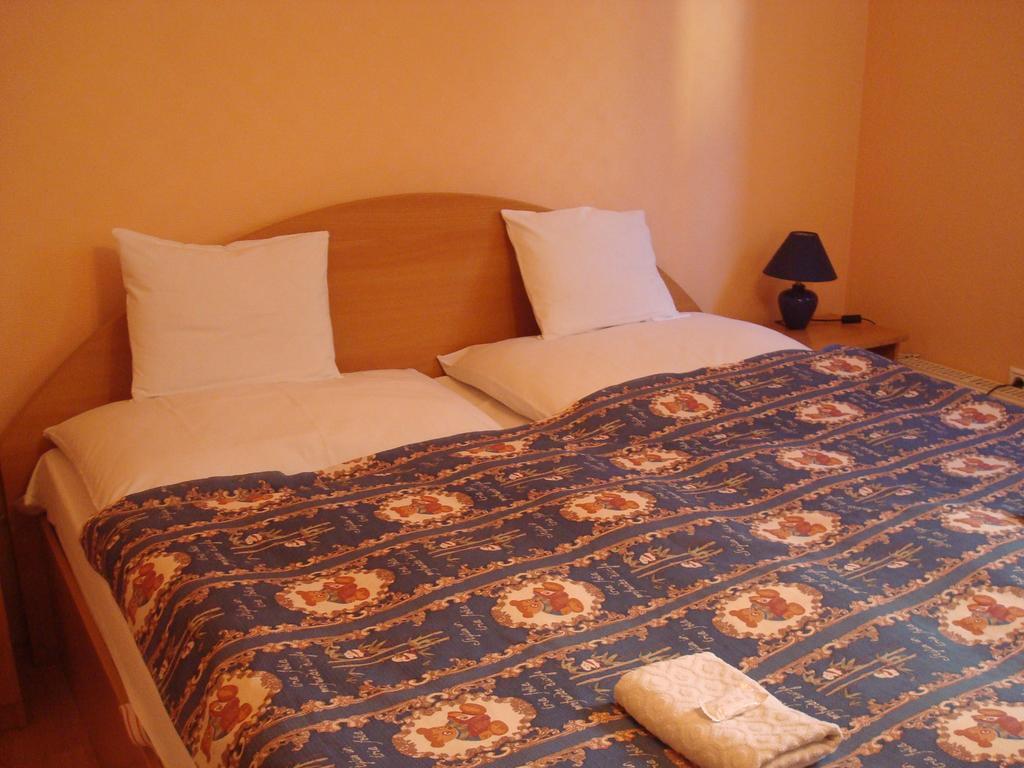 Hotel Arany Trofea Έγκερ Δωμάτιο φωτογραφία